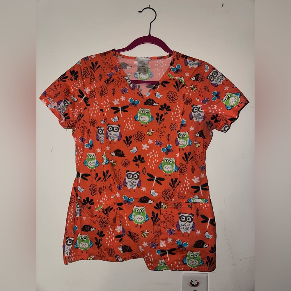 Scrub top